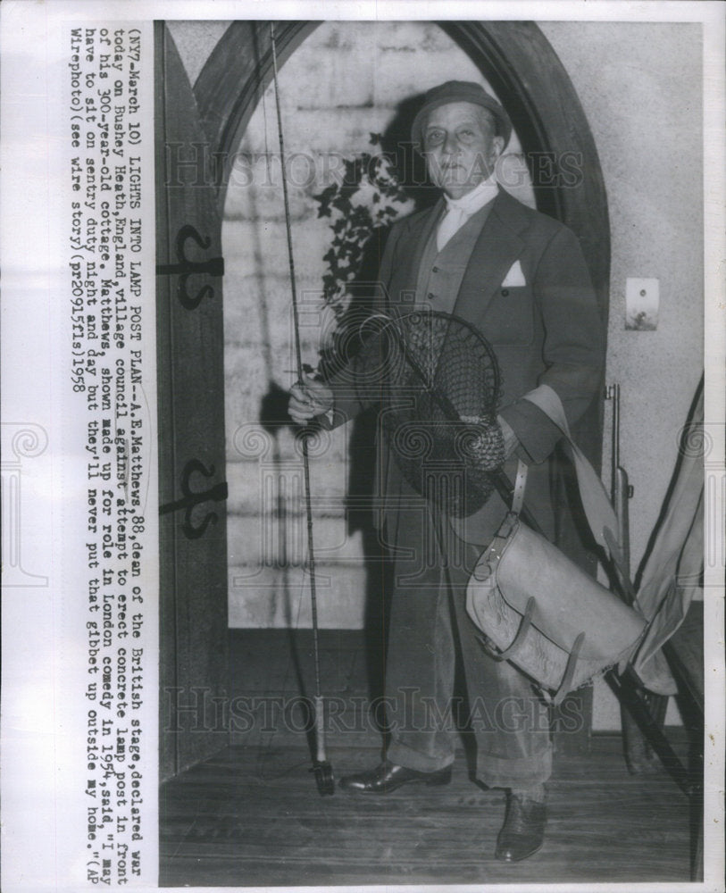 1958 Press Photo A E Mathews British Stage Dean - Historic Images