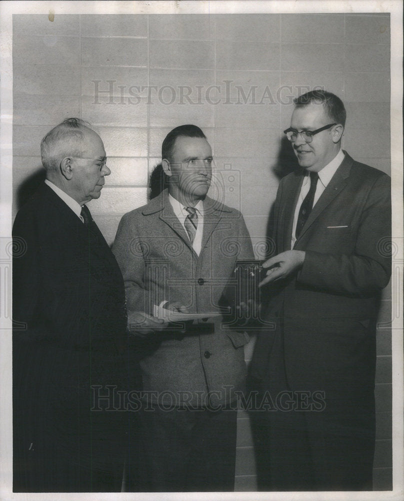 1958 Safety Award Pix for Daily News - Historic Images