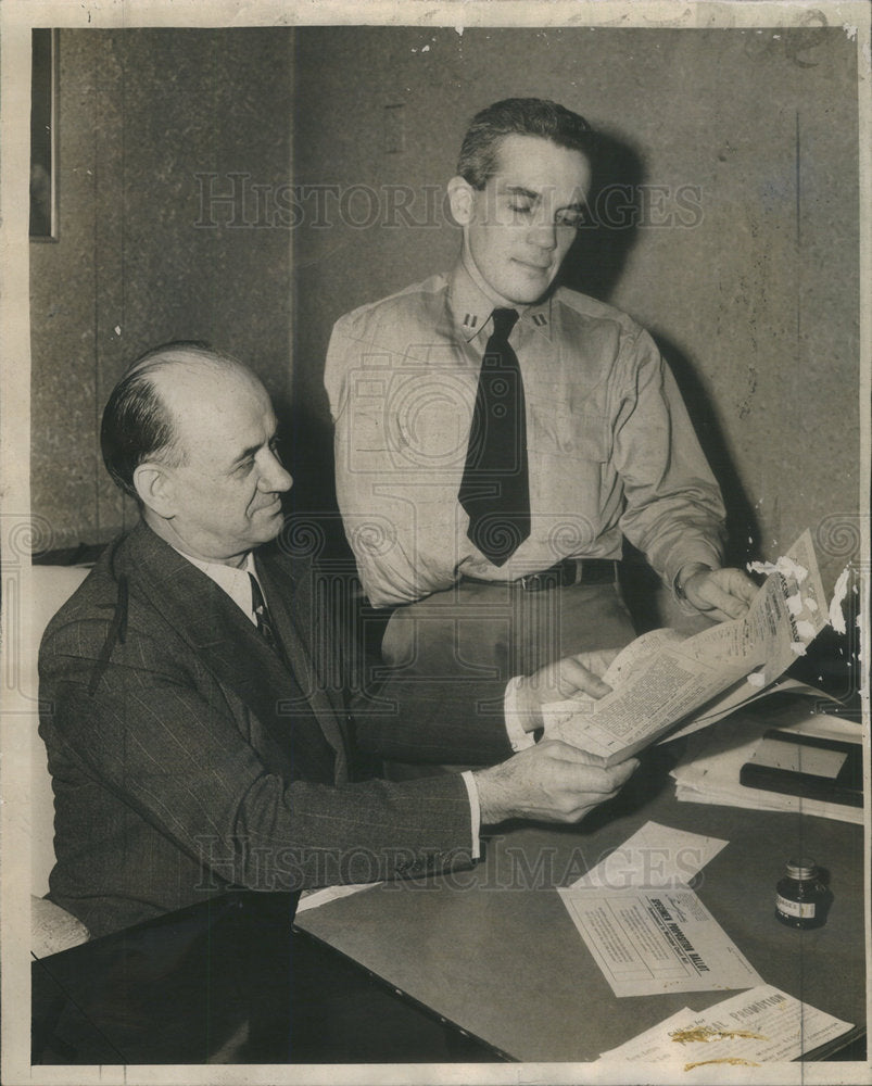1945 Press Photo: Adams Atty.J.Albert Woll cnadidate Congress fighter Dist - Historic Images