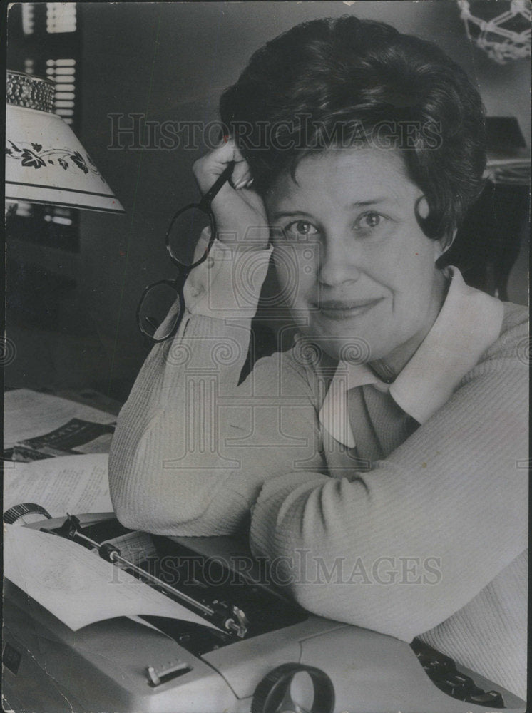 1973 Erma Bombeck Author Lost Everything Post-Natal Depression - Historic Images