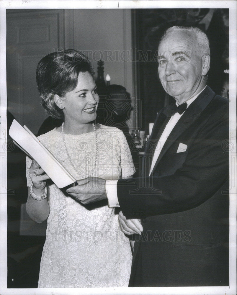 1967 Press Photo Mrs. Robert H. Bondurent Chicago City Socialite - Historic Images