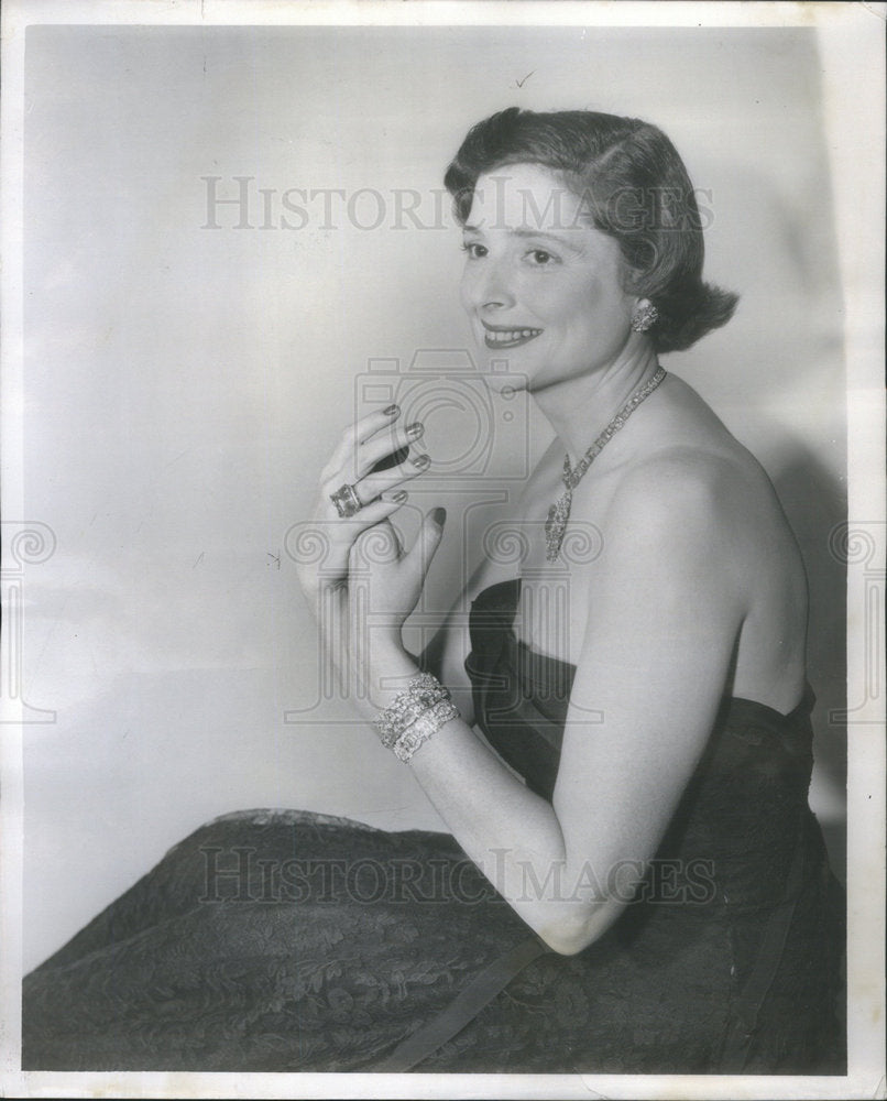 1953 Sparking Ensemble Sapphires Diamonds Mrs. Charles H. Morse - Historic Images