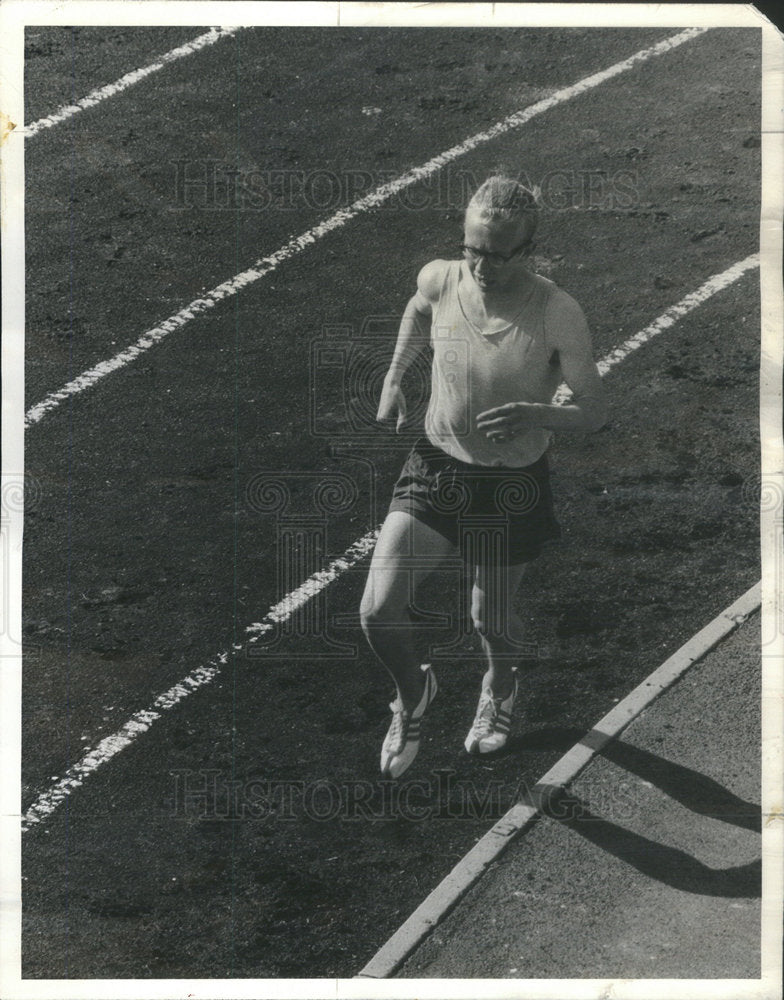 1966 Press Photo Bruce Mortensen Defending Champion Oregon - Historic Images