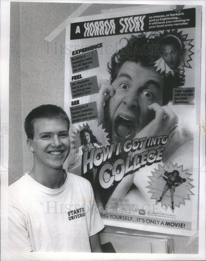 1989 Press Photo Peter Richards SAT College - Historic Images