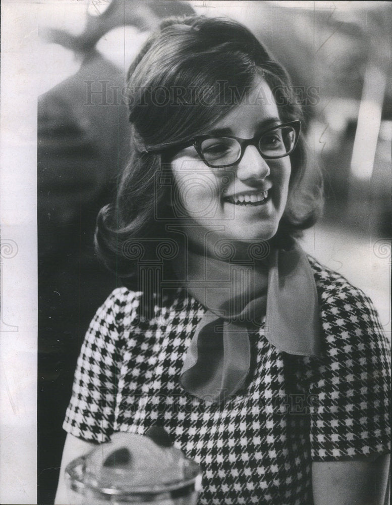 1970 Press Photo Kay Richards Conspiracy 7 Member - Historic Images