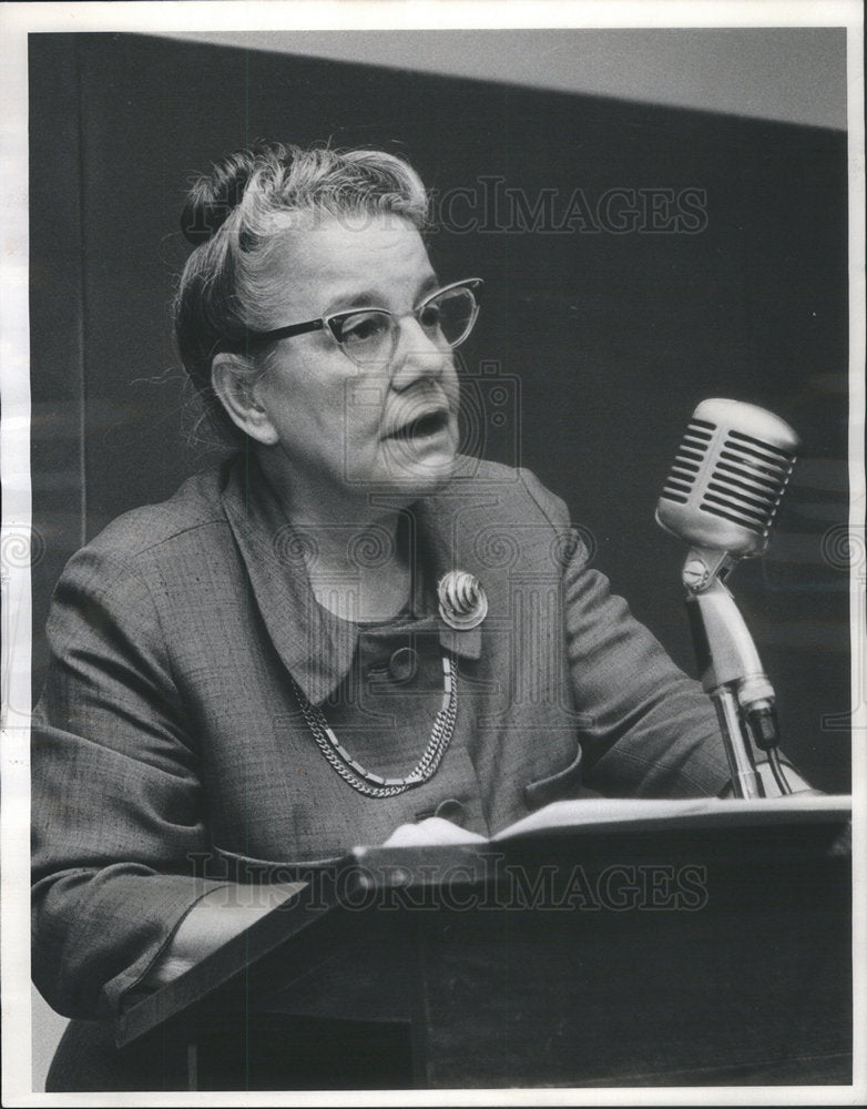 1966 Katharine Richards Children Bureau Department Health Education - Historic Images