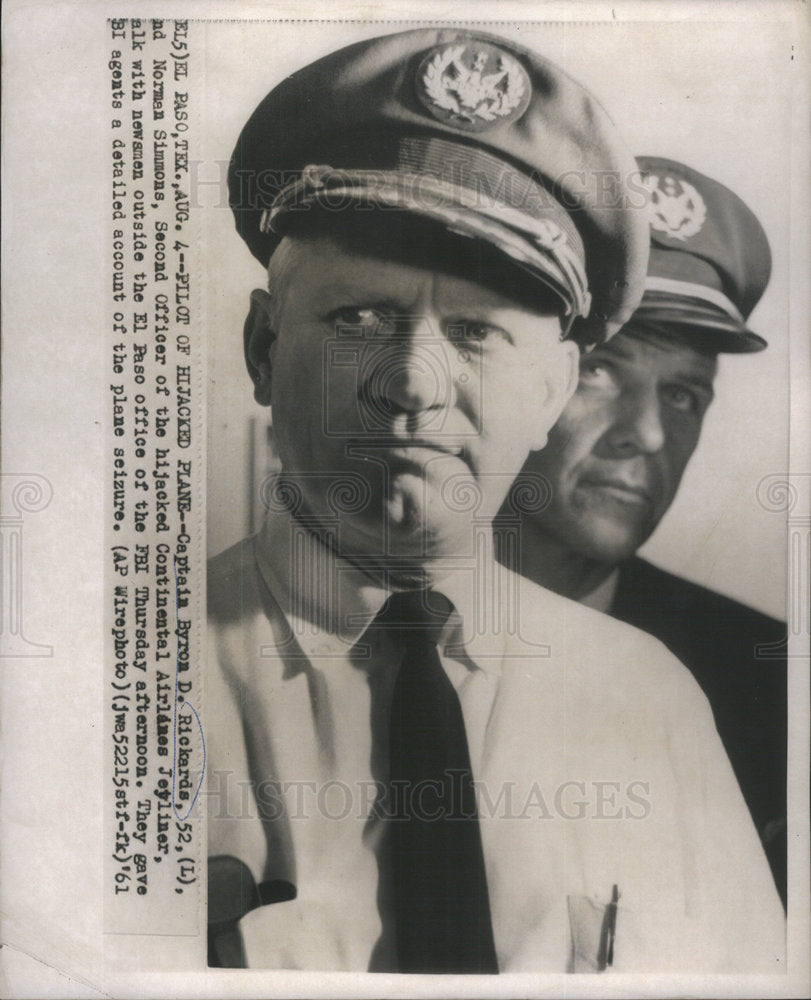 1961 Press Photo Captain Byron D Rickards Pilot - Historic Images