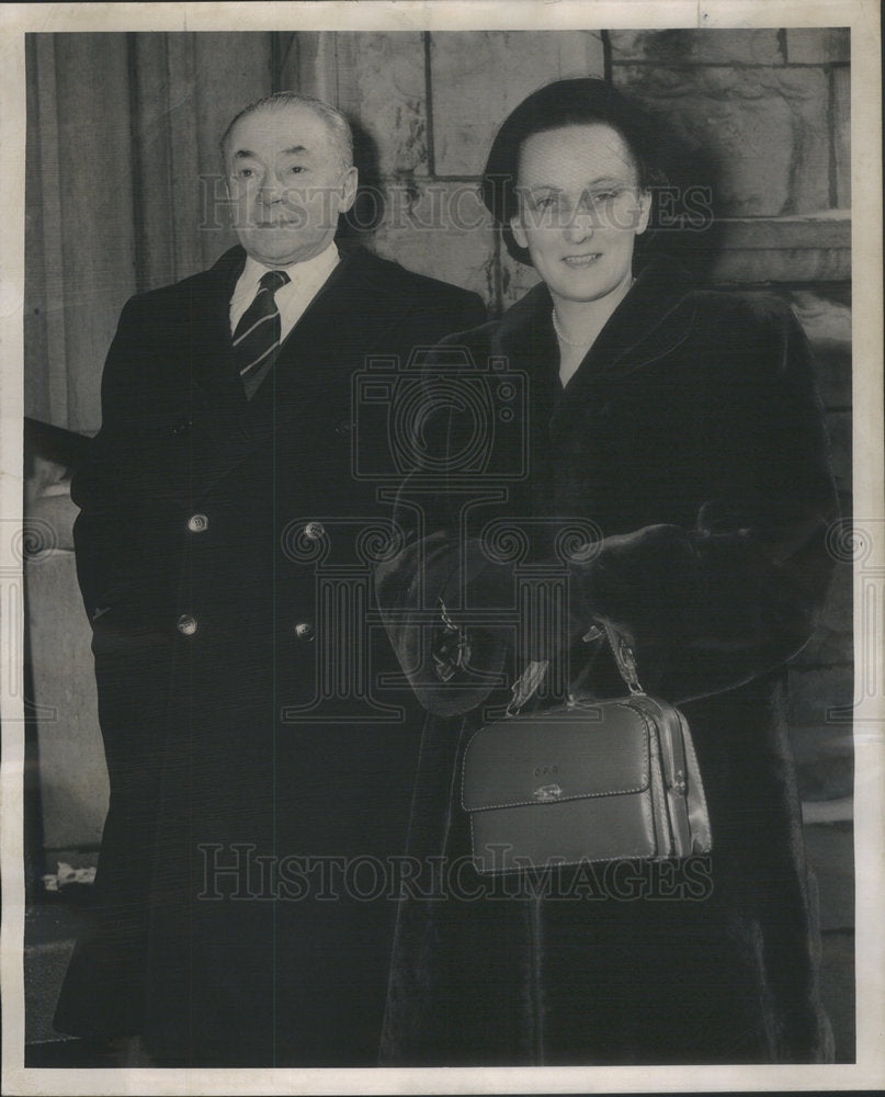 1951 French Premier Paul Reynaud Wife Christiane Holy Name Cathedral - Historic Images