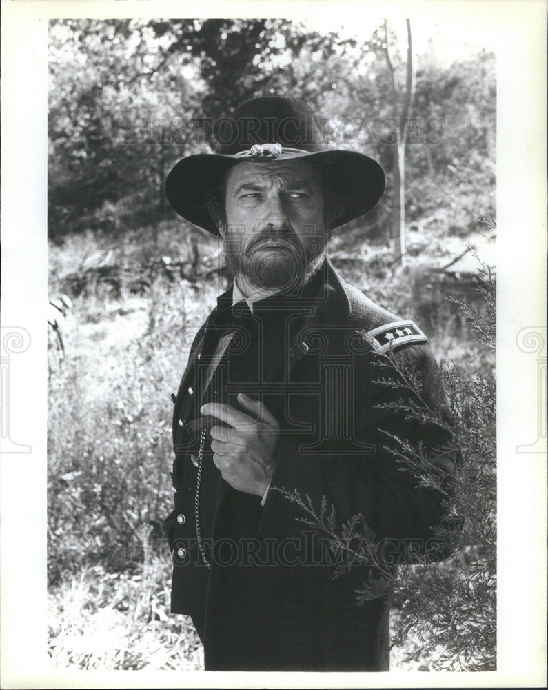 1982 Press Photo Actor Rip Torn General Grant Blue And The Gray TV Miniseries - Historic Images