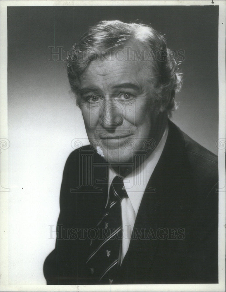 1982 Press Photo Sophisticated Ally Edward Mulhare Plays Refined Devon Crime - Historic Images