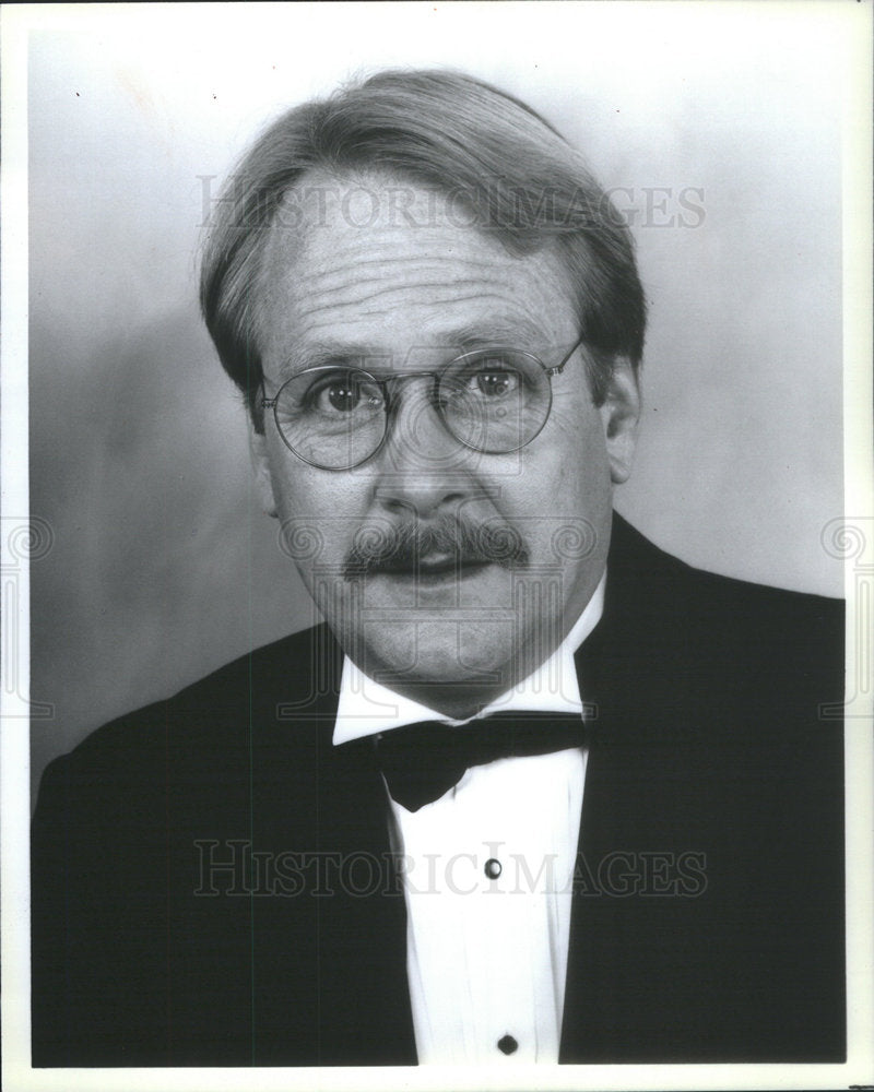 1988 Press Photo Circus Stars Ringmasters Bea Arthur Martin Mull Welcome Perform - Historic Images