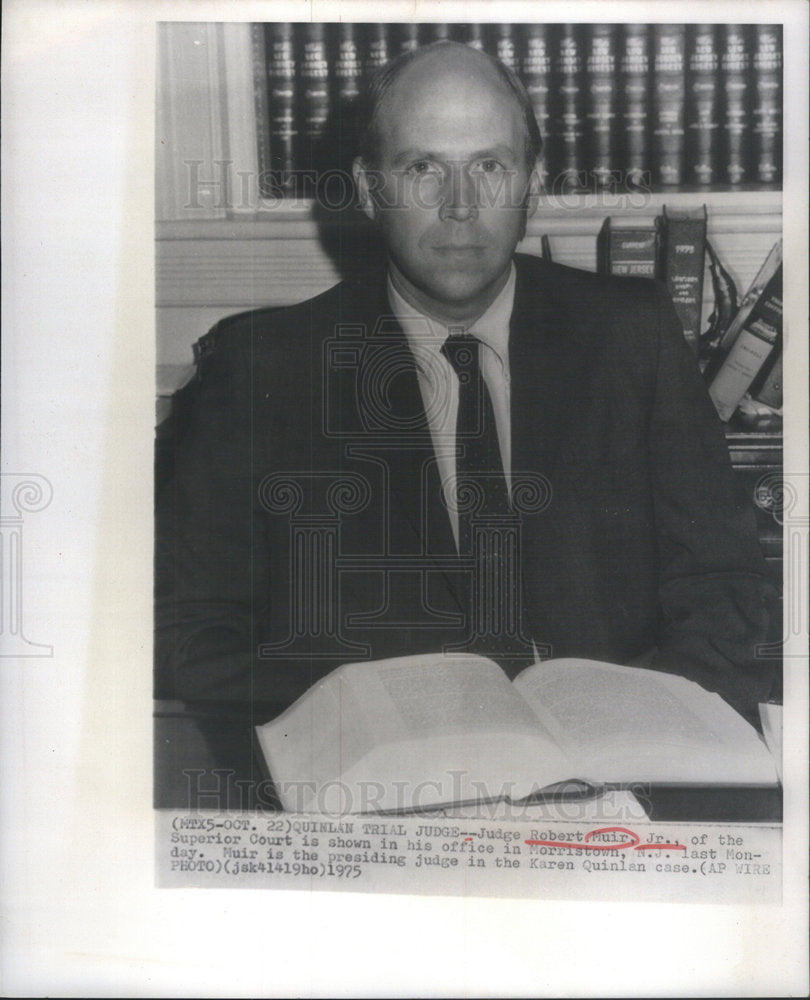 1975 Press Photo Judge Robert Muir Karen Quinlan Right To Die Case - Historic Images