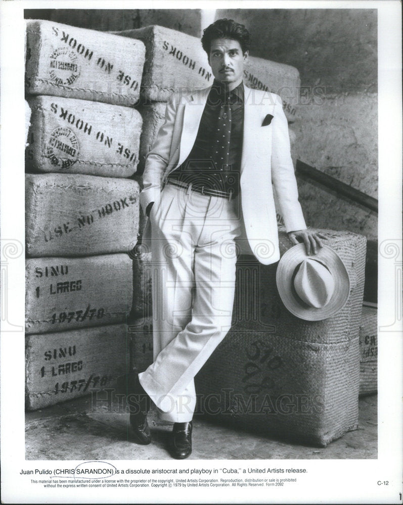 1980 Press Photo actor Juan Pulido as Chris Sarandon in United Artist release &quot;Cuba&quot; - Historic Images