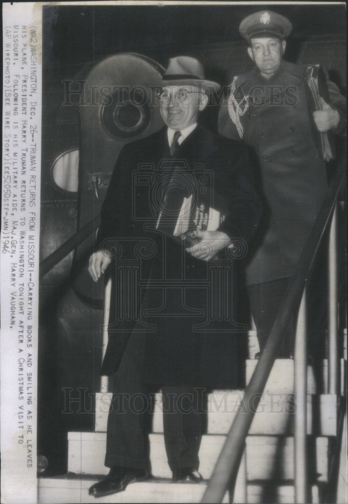 1946 Press Photo PRESIDENT HARRY TRUMAN UNITED STATES MAJ. GEN. HARRY VAUGHAN - Historic Images