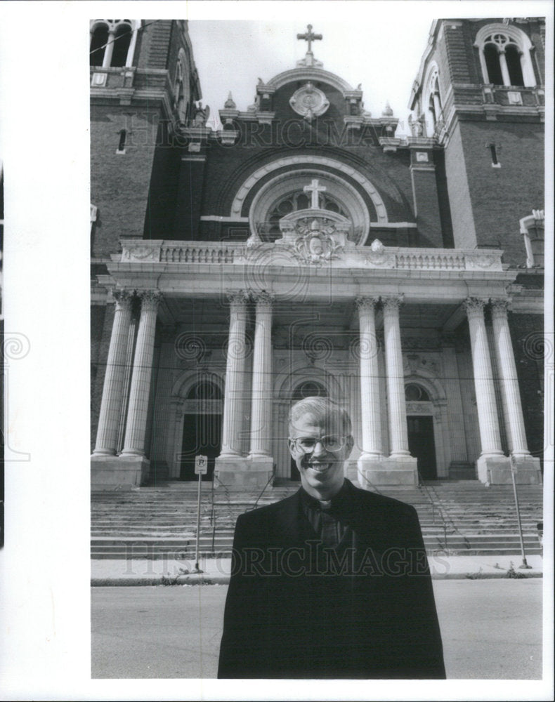 1991 Press Photo Reverend John Twist - RSC84713 - Historic Images