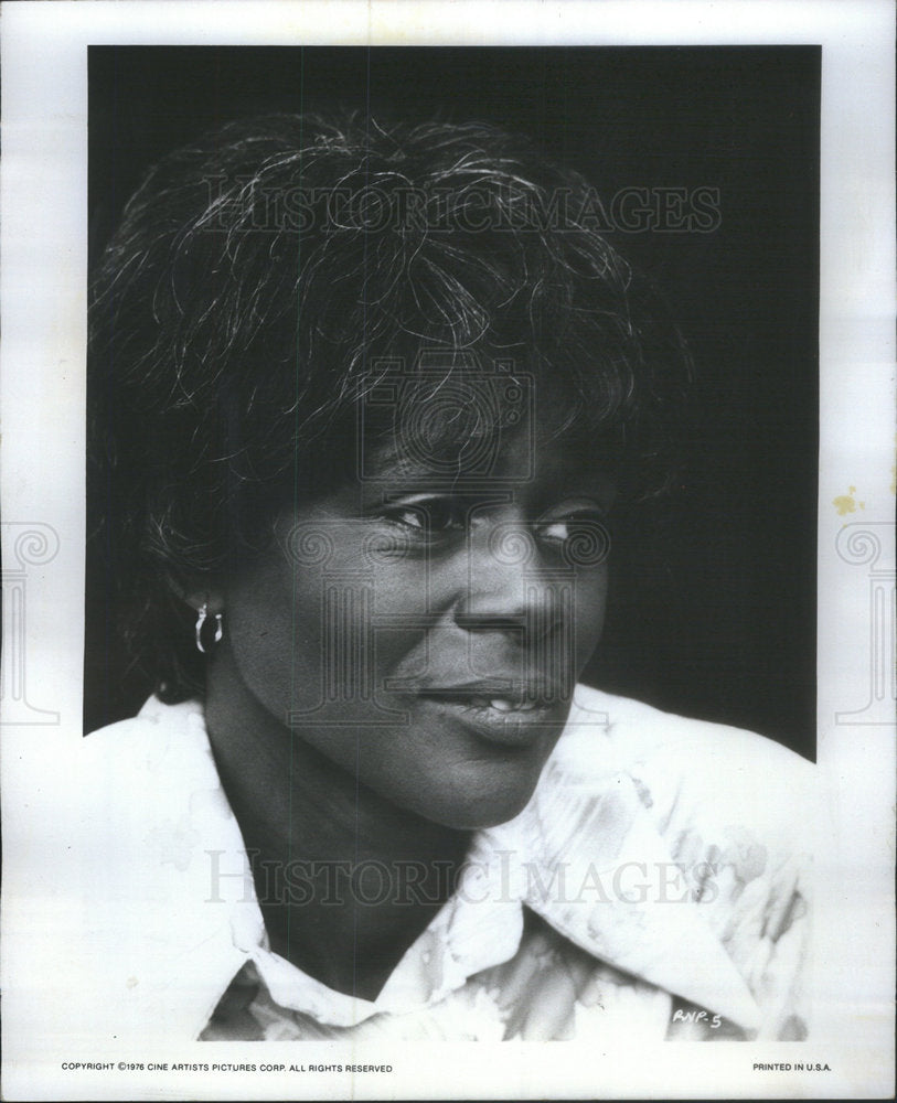 1976 James Earl Jones's Wife in Joseph A Waler's "The River Niger" - Historic Images