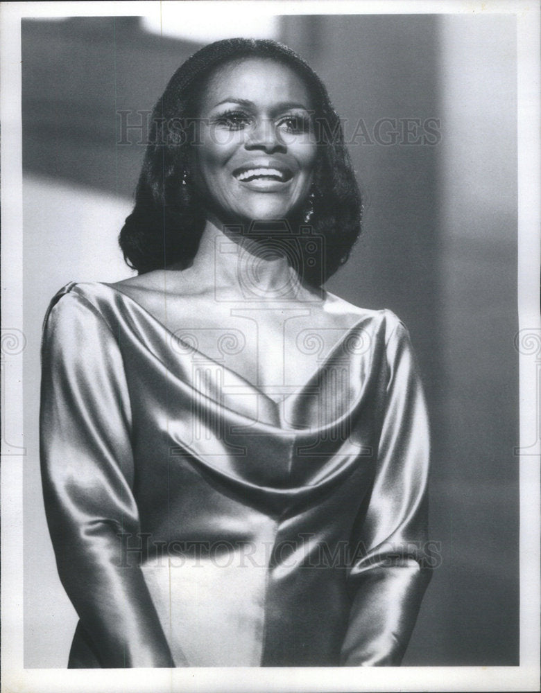 1979 Press Photo Cicely Tyson represents women drama Television Annual 1978/79 - Historic Images