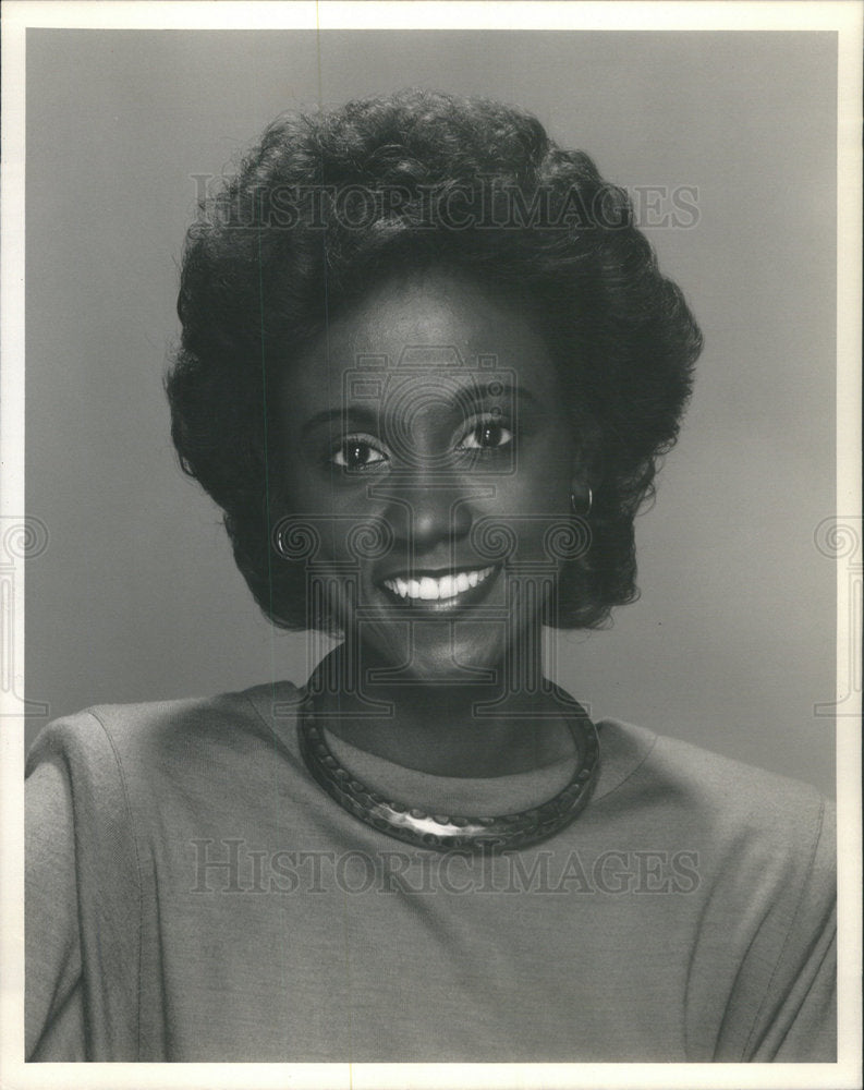 1985 Press Photo Dorothy Tucker general assignment reporter WBBM-TV - Historic Images