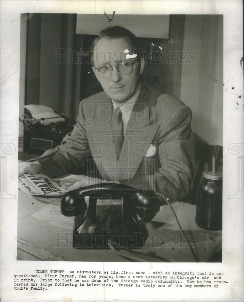 1949 Ulmer Turner, news anchor with WBKB - Historic Images