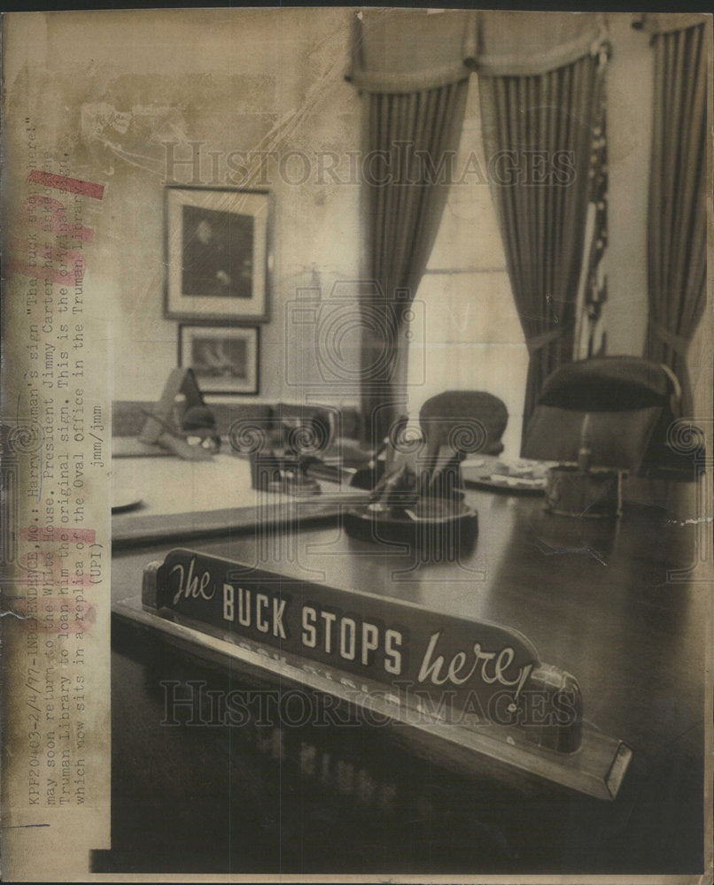 1977 Press Photo Buck Stops Here Harry Truman Desk President - Historic Images