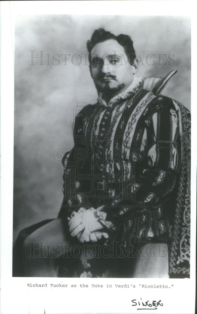 Press Photo Richard Tucker Duke Ricoletto Play Actor - Historic Images