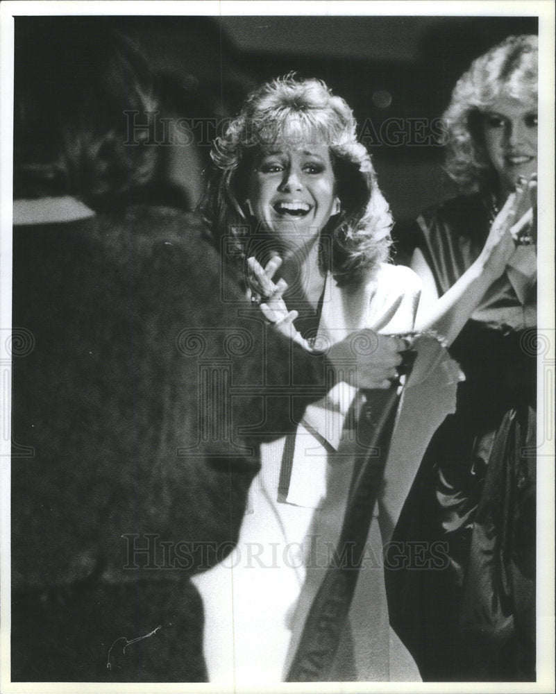 1984 Press Photo Sally Ann Mueller Chicago Pageant Beauty - Historic Images