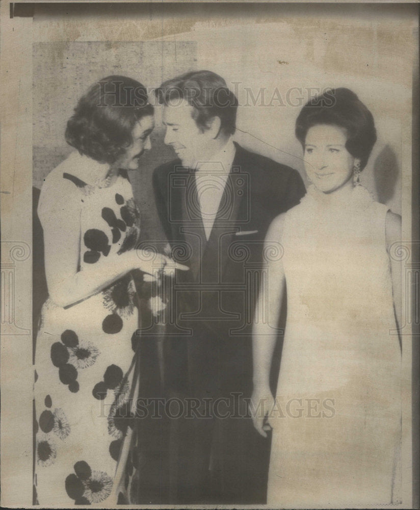1968 Actress Patricia Neal talks with Lord Snowdon and his wife Prin - Historic Images