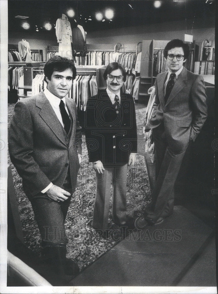 1977 Press Photo Joe Silverburg Bigsby Kruthers Company Businessmen - Historic Images