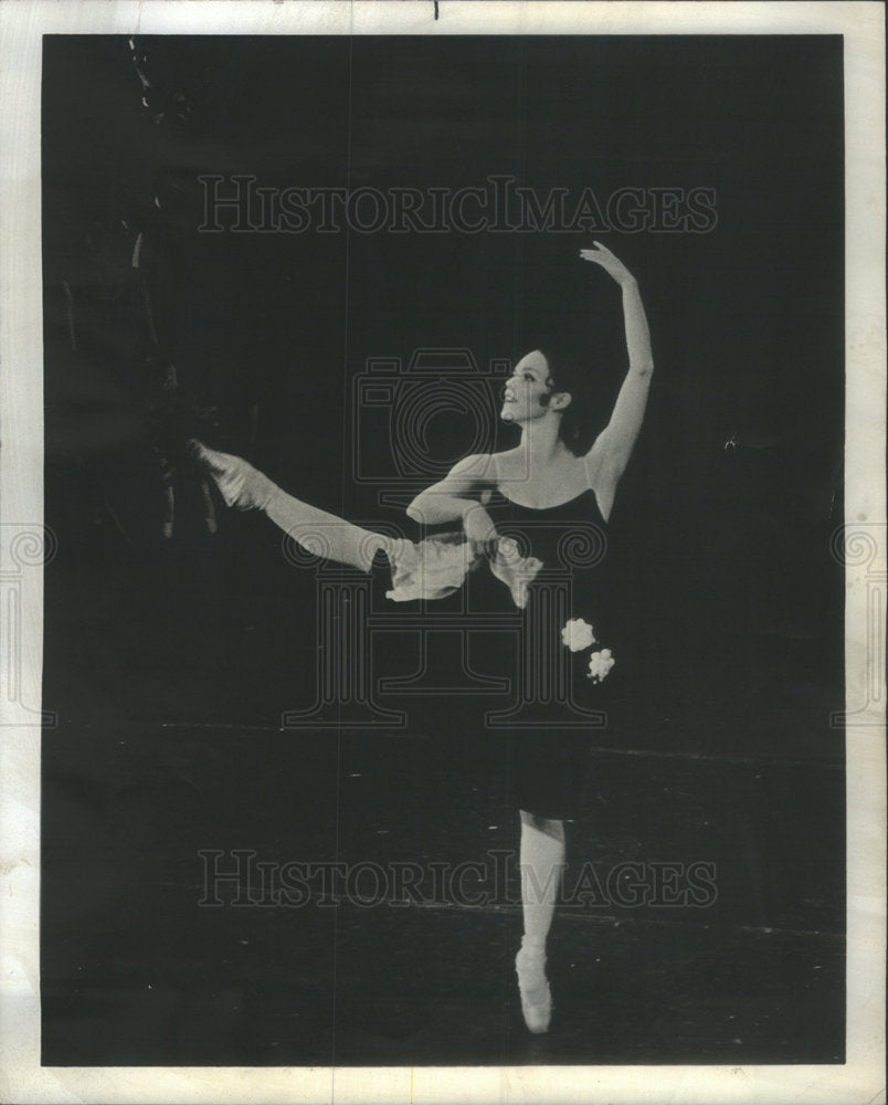 1973 La Beay Danube Ballet Street Dancer Wright Performing - Historic Images