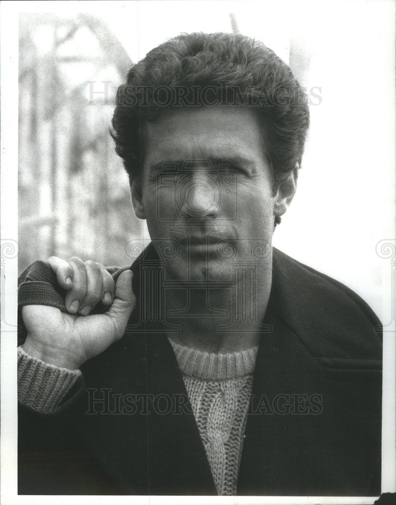 1989 Press Photo Jack Scalia actor Tony Wolf Series - Historic Images