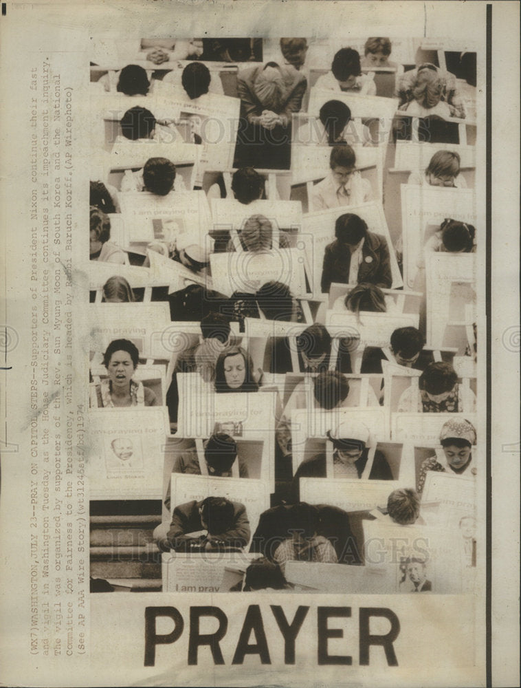 1974 Supporters of President Nixon Continas their Fast and Wigil - Historic Images