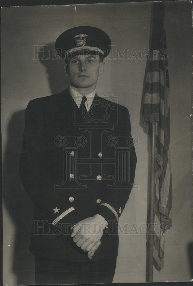 1943 Press Photo Ensign Cornelius Warmerdam Chicago Relays Pole-Vault Record - Historic Images