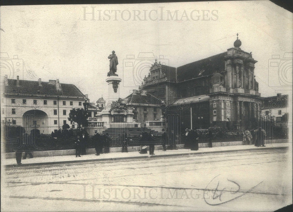 Press Photo Adam Mickiewicz Statue Warsaw Poland - Historic Images