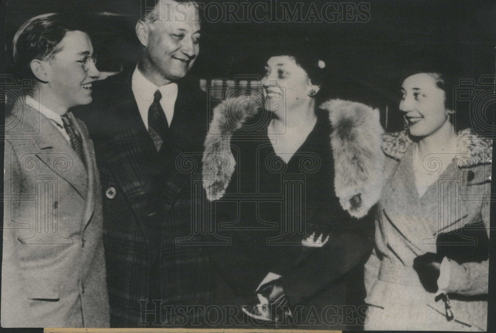 1934 Press Photo Democratic Candidate For Ohio Governor Martin L. Davey &amp; Family - Historic Images