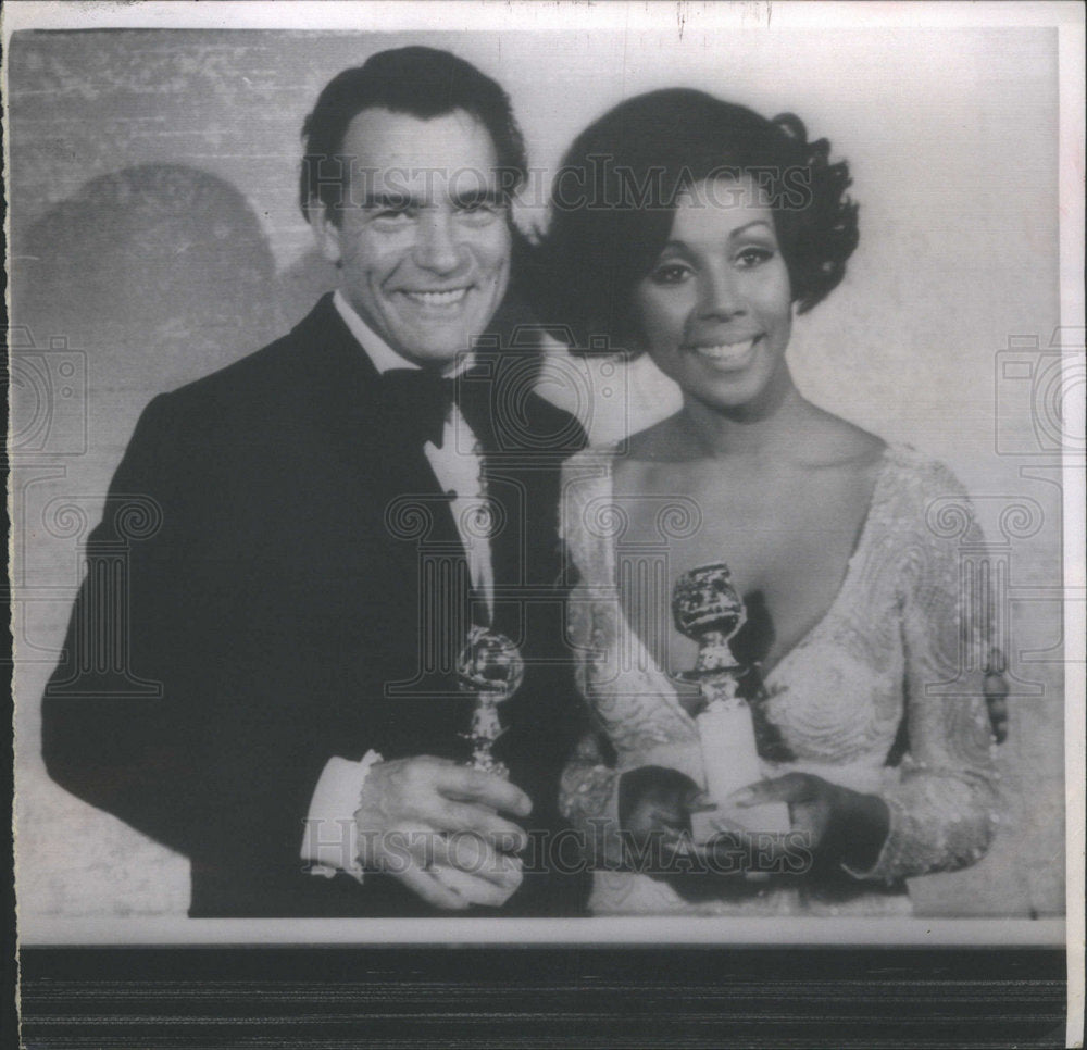 Press Photo Golden Globe winners Carl Betz and Diahann Carroll - Historic Images