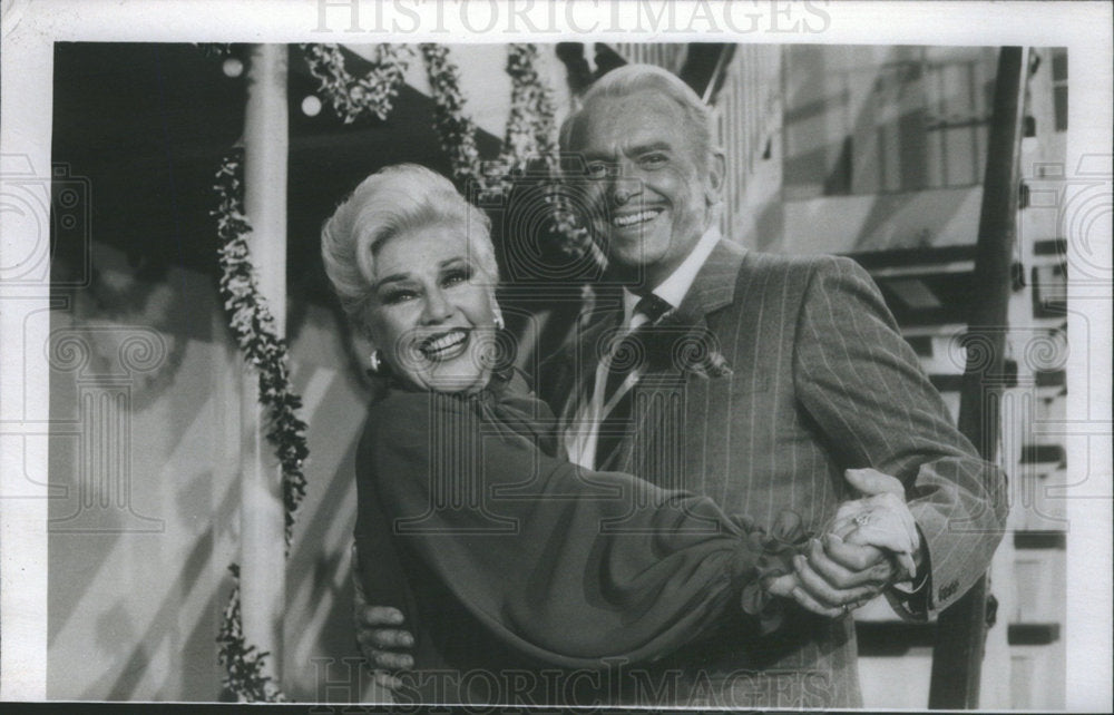 1980 Press Photo Ginger Rogers Douglas Fairbanks JR the Love Boat - Historic Images