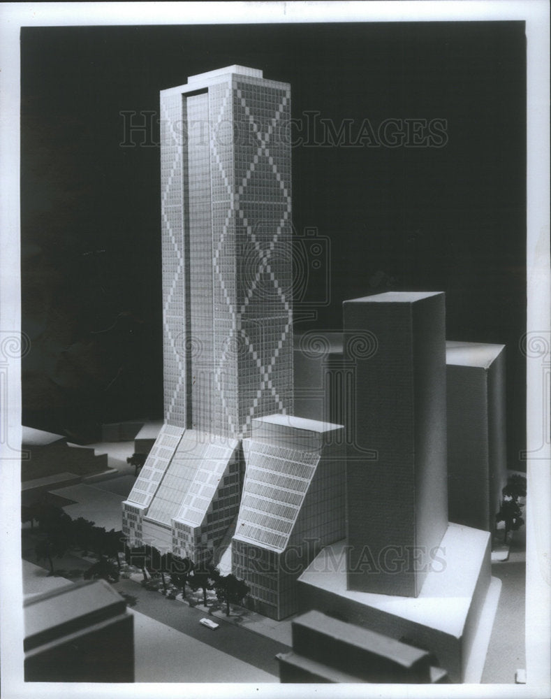 1983 Press Photo Onterie Center Building By Architects Skidmore Owings & Merrill - Historic Images