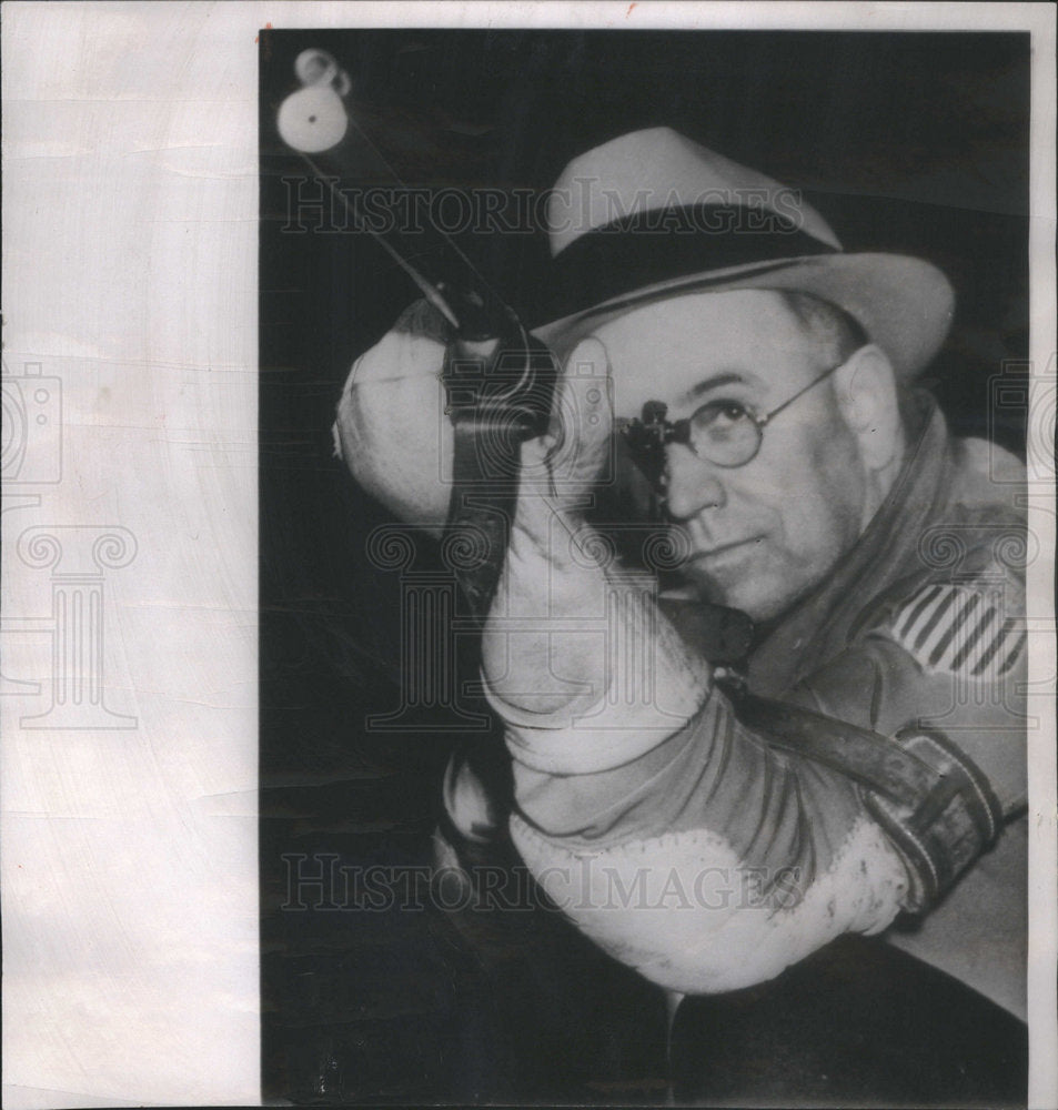 1953 American Marksman Thurman Randle - Historic Images