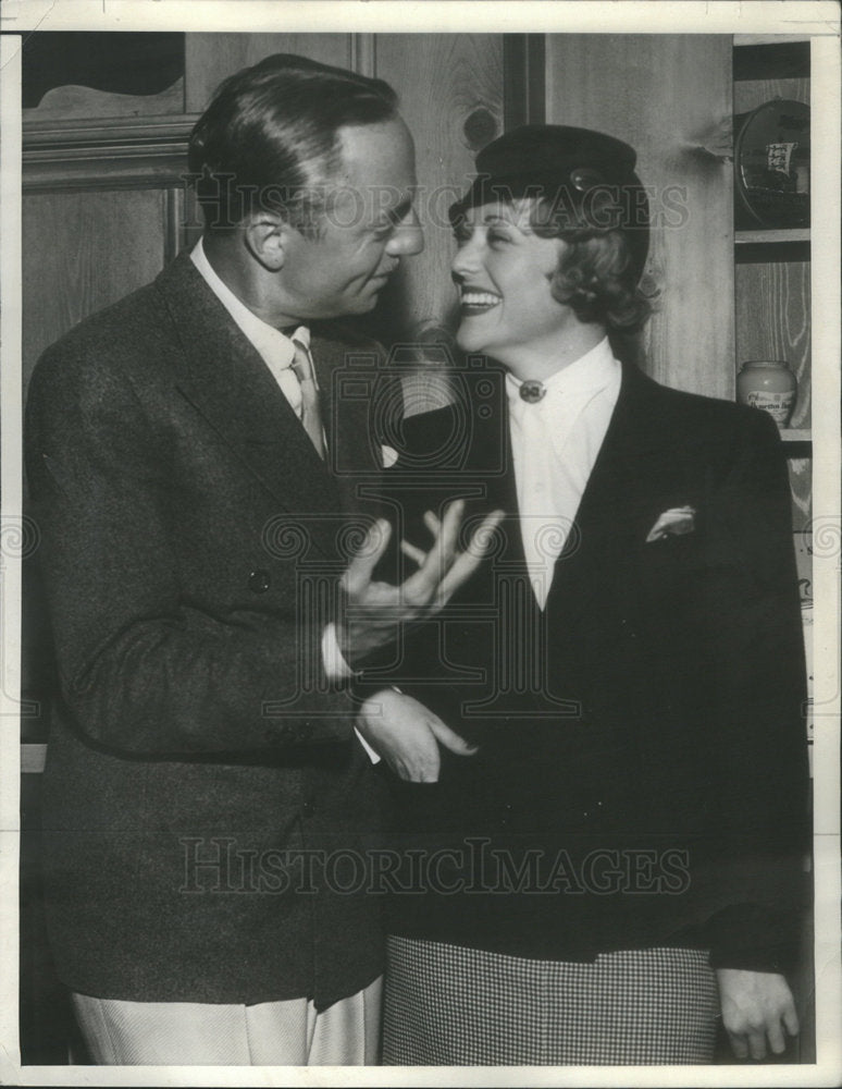 1933 Press Photo William Powell Meets up Carole Lombard - Historic Images