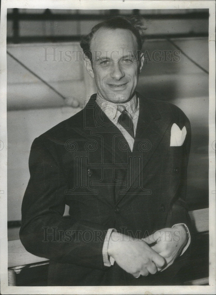 1954 Comedian Vic Oliver Marries Sarah Churchill - Historic Images