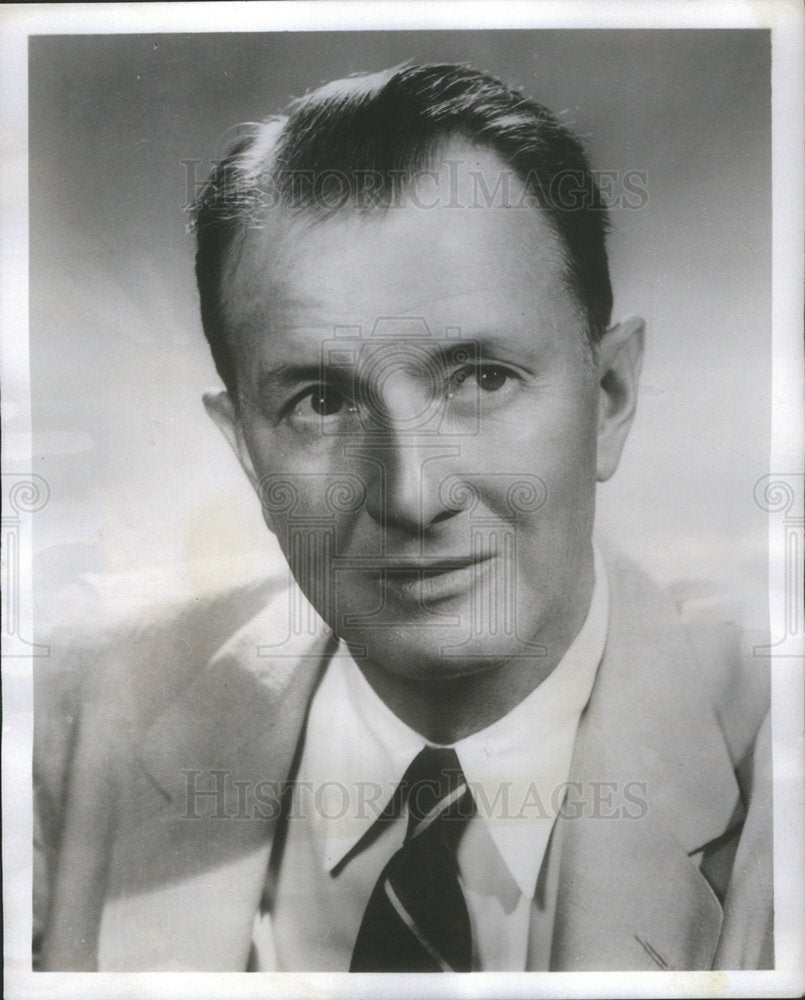 1957 ELLIOTT NUGENT AMERICAN ACTOR WRITER DIRECTOR - Historic Images