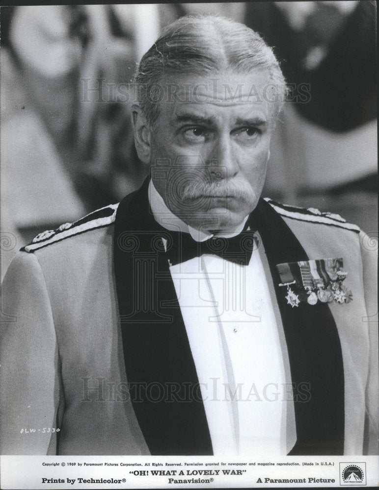 1972 SIR LAURENCE OLIVIER ENGLISH ACTOR DIRECTOR PRODUCER - Historic Images