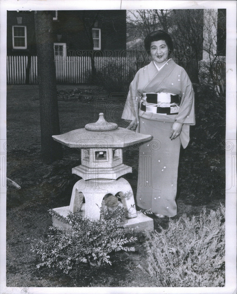 1961 MRS. TAKEO OZAWA WIFE CHICAGO&#39;S JAPANESE CONSUL GENERAL - Historic Images