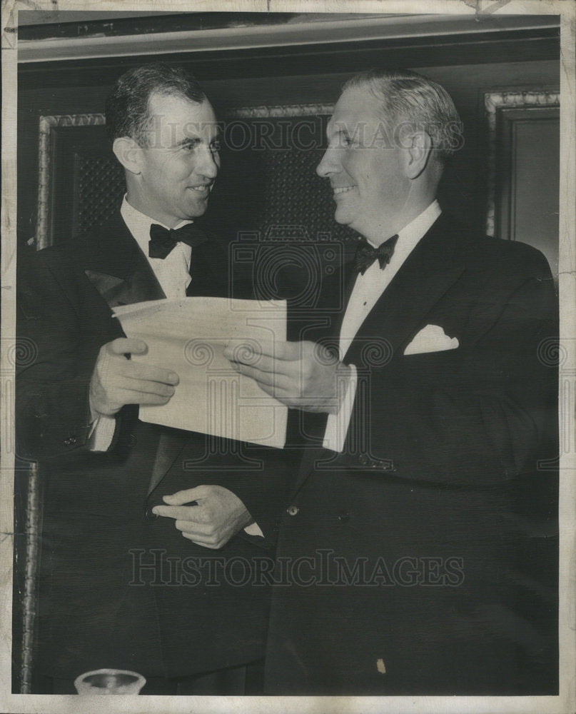 1950 Press Photo Frank Pace Junior Secretary Army William Avery Economic Club - Historic Images
