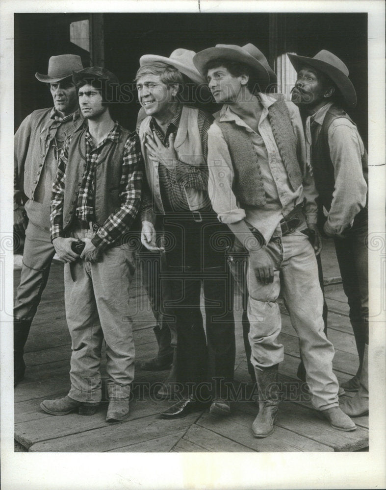 1969 Buck Owen Singer Dick Schaal David Steinberg Director - Historic Images