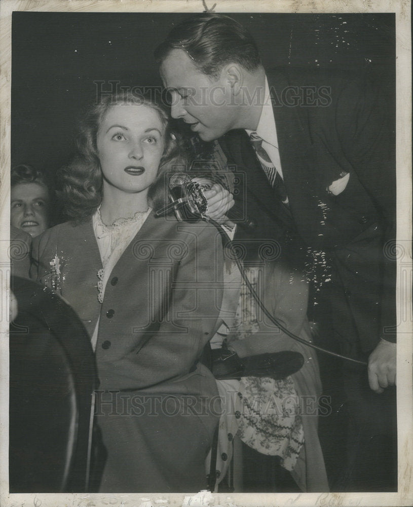 1945 Press Photo Jack Owens Singer Cruising Crooner ABC Breakfast Club - Historic Images
