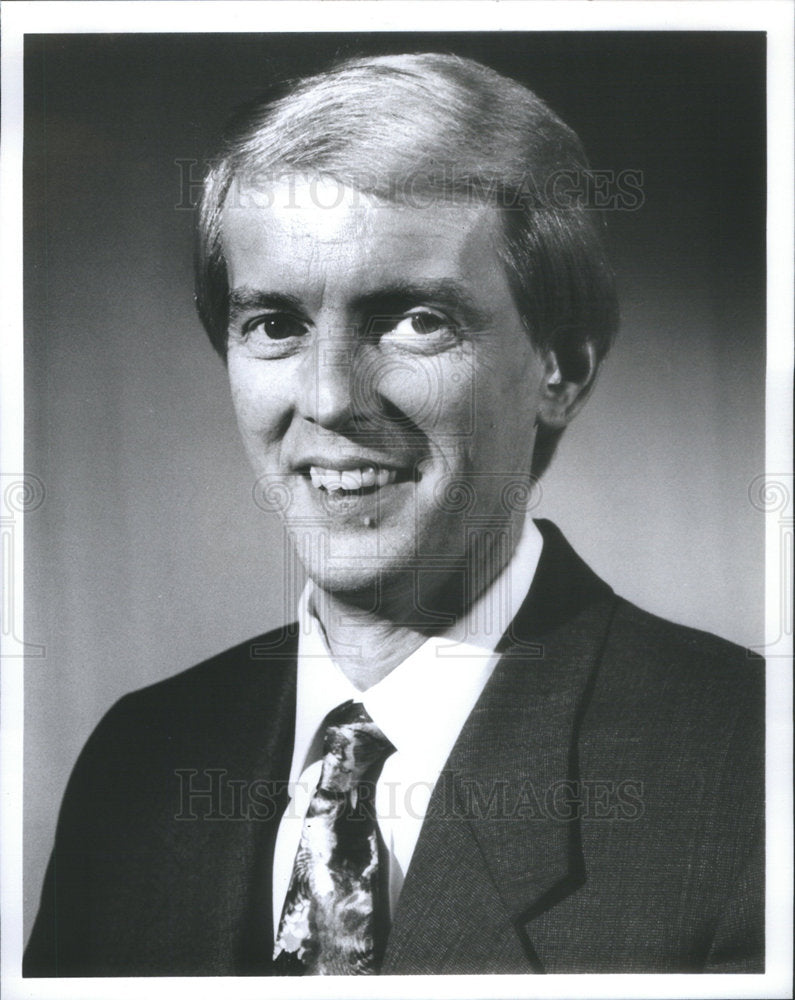 Press Photo Richard J Owens, VP/General Manager Of Ethnic Television Chicago - Historic Images