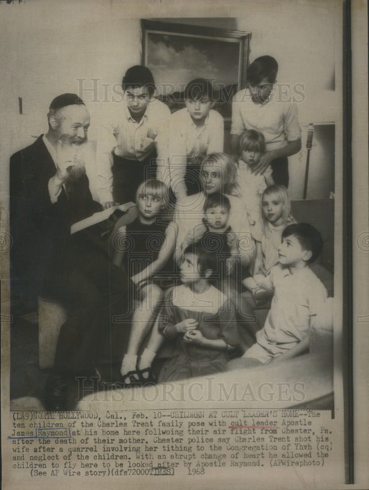 1966 Cult Leader Apostle Raymond with Charles Trent Children, CA - Historic Images