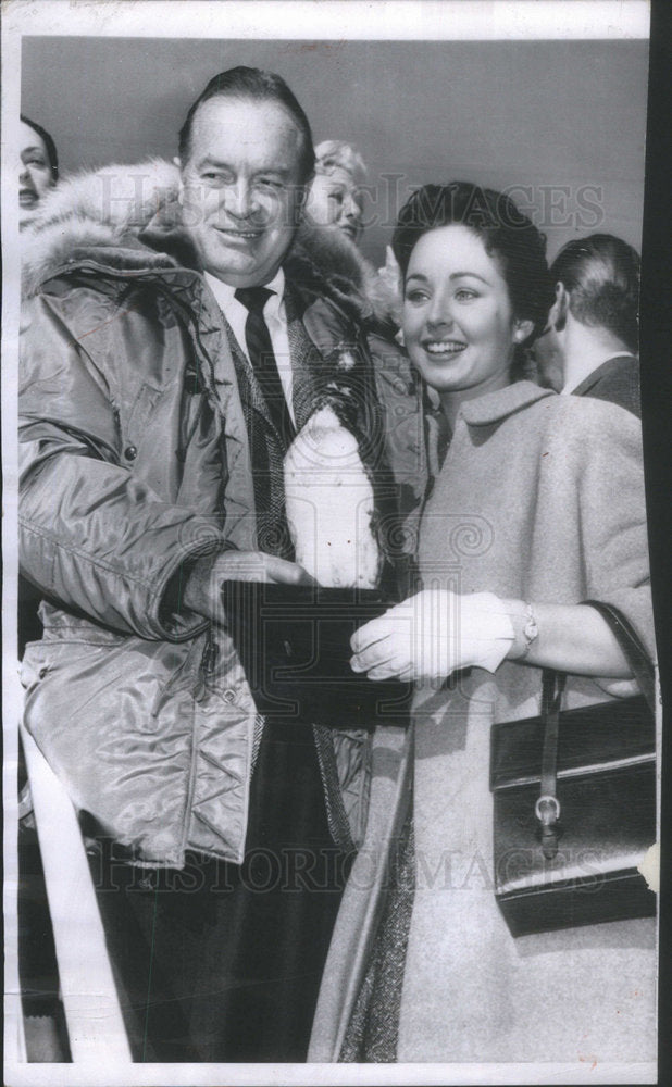 1956 Bob Hope and Miss Universe Carol Morris - Historic Images