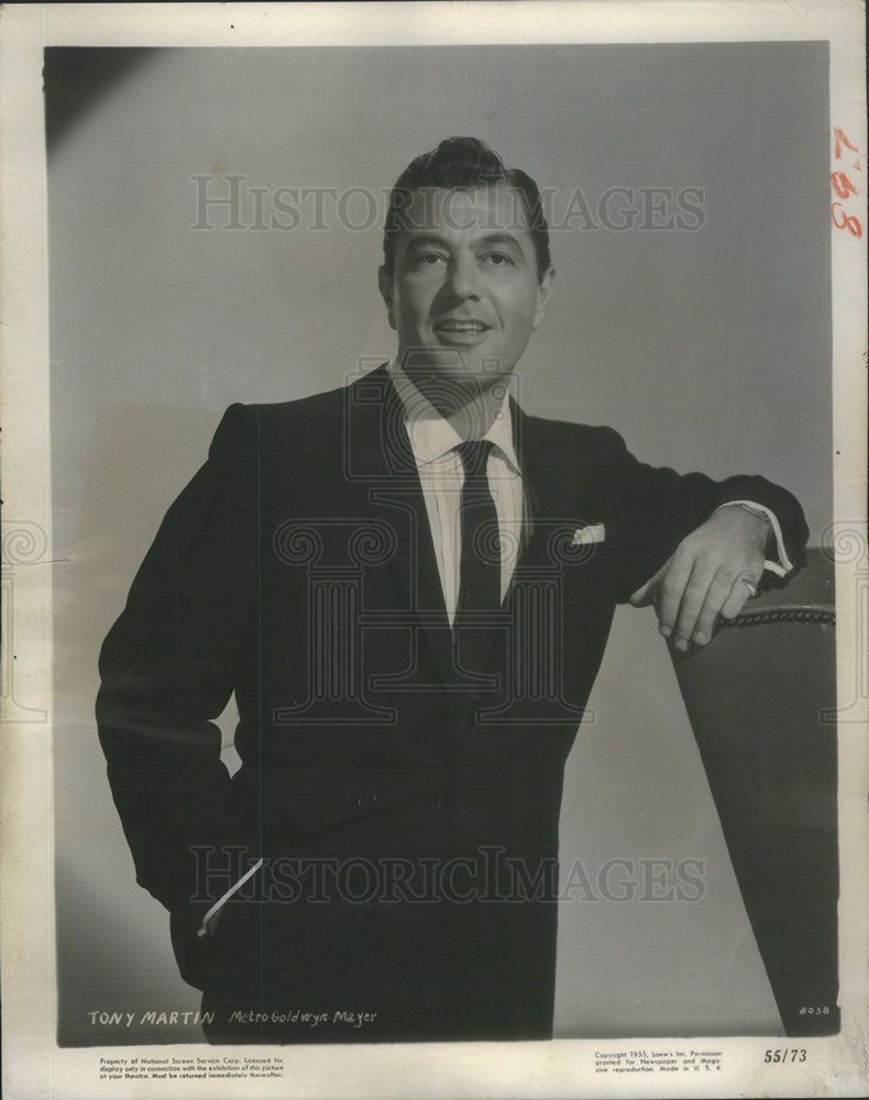 1955 Press Photo Singer Tony Martin - Historic Images